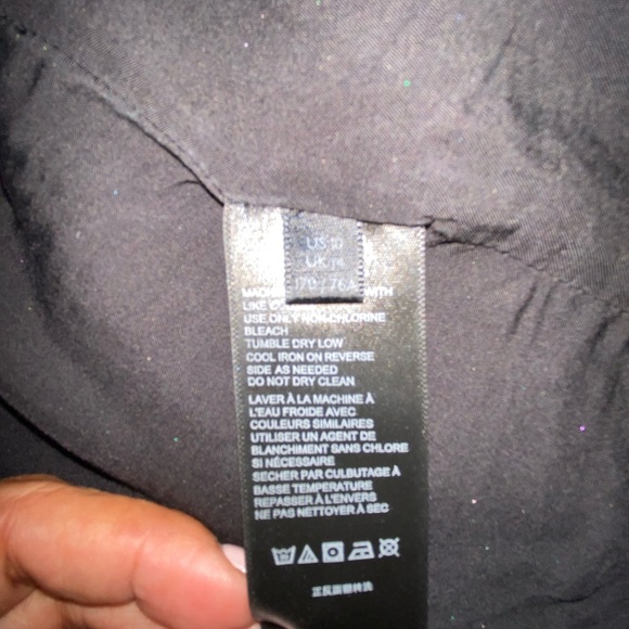 Mini skirt size large black poliuretano material - Picture 4 of 5